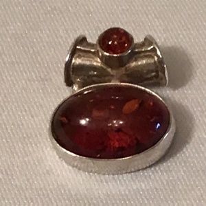 STERLING SILVER AND AMBER PENDANT